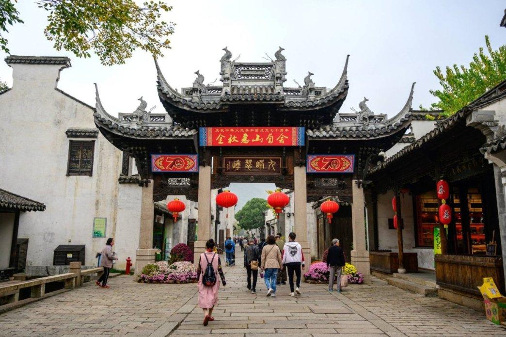 中国金花郑钦文备战计划曝光，连续参赛三个月，轻松自如
